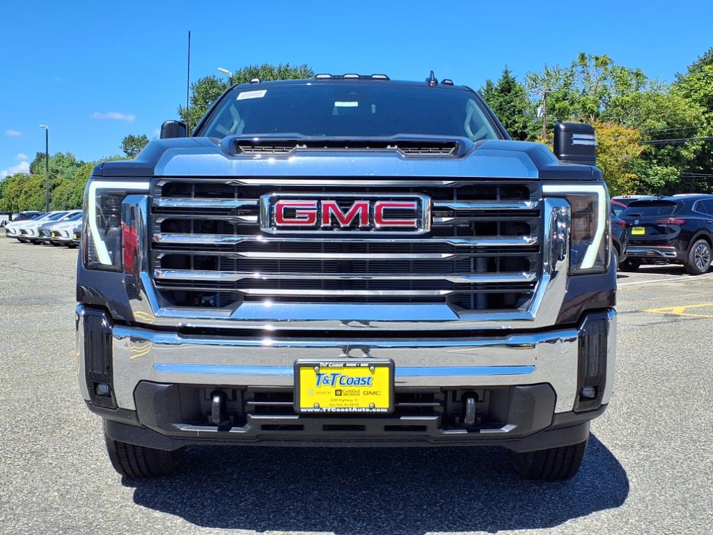 2025 Gmc Sierra 2500 HD SLE photo 2