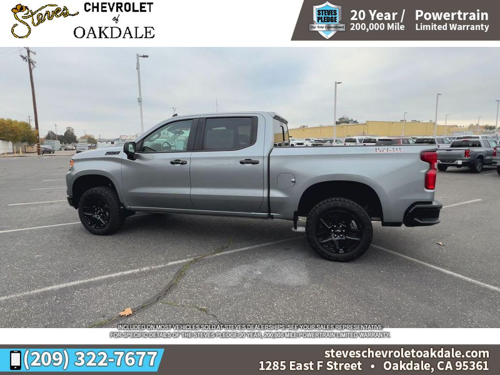 2023 Chevrolet Silverado 1500 LT Trail Boss photo 3