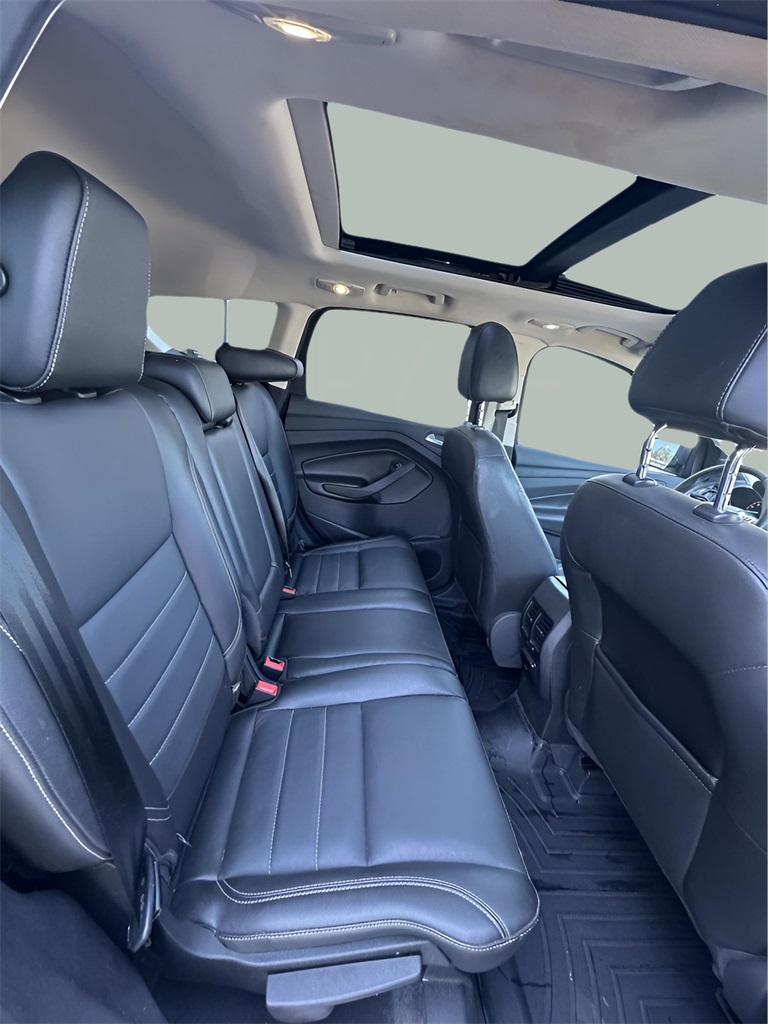 2014 Ford Escape Titanium photo 17