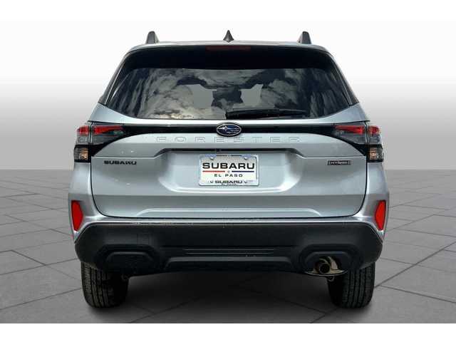 2025 Subaru Forester Premium photo 4