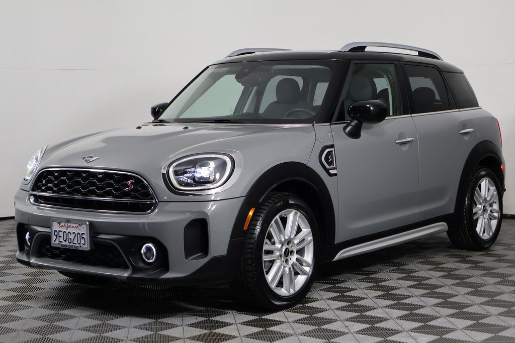 2023 MINI Countryman S's photo
