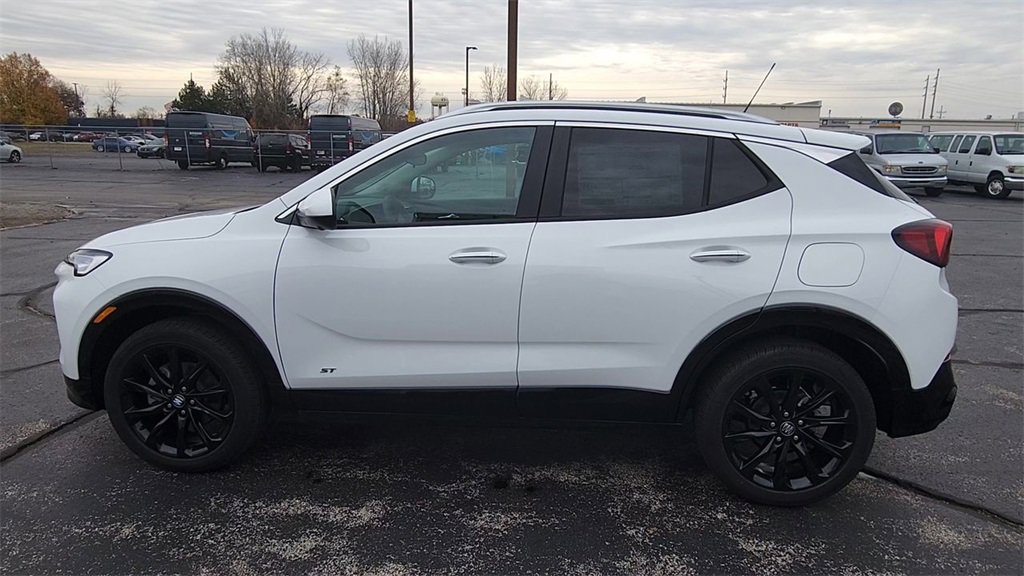 2026 Buick Encore GX Sport Touring photo 4