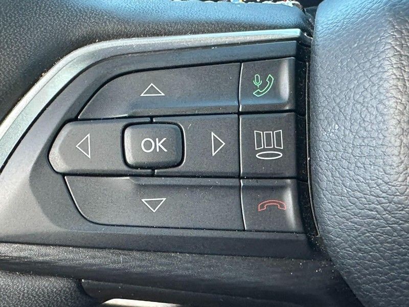 2023 Jeep Grand Cherokee Altitude photo 16