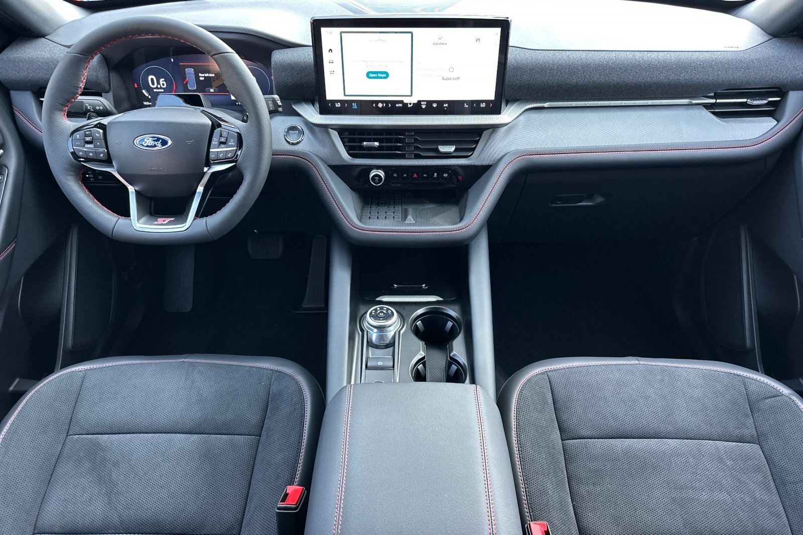 2025 Ford Explorer ST photo 5