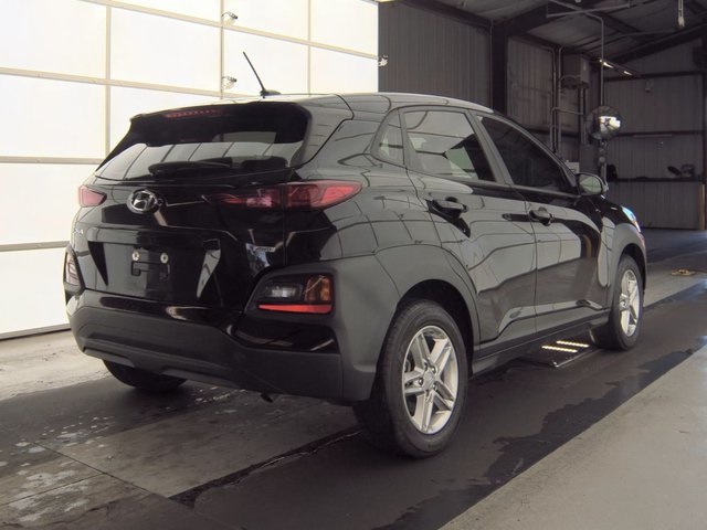 Used 2021 Hyundai Kona SE with VIN KM8K1CAA3MU663295 for sale in West Park, FL