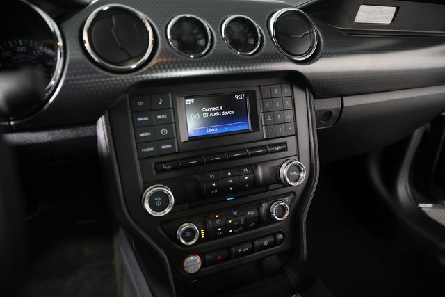 2017 Ford Mustang EcoBoost photo 6