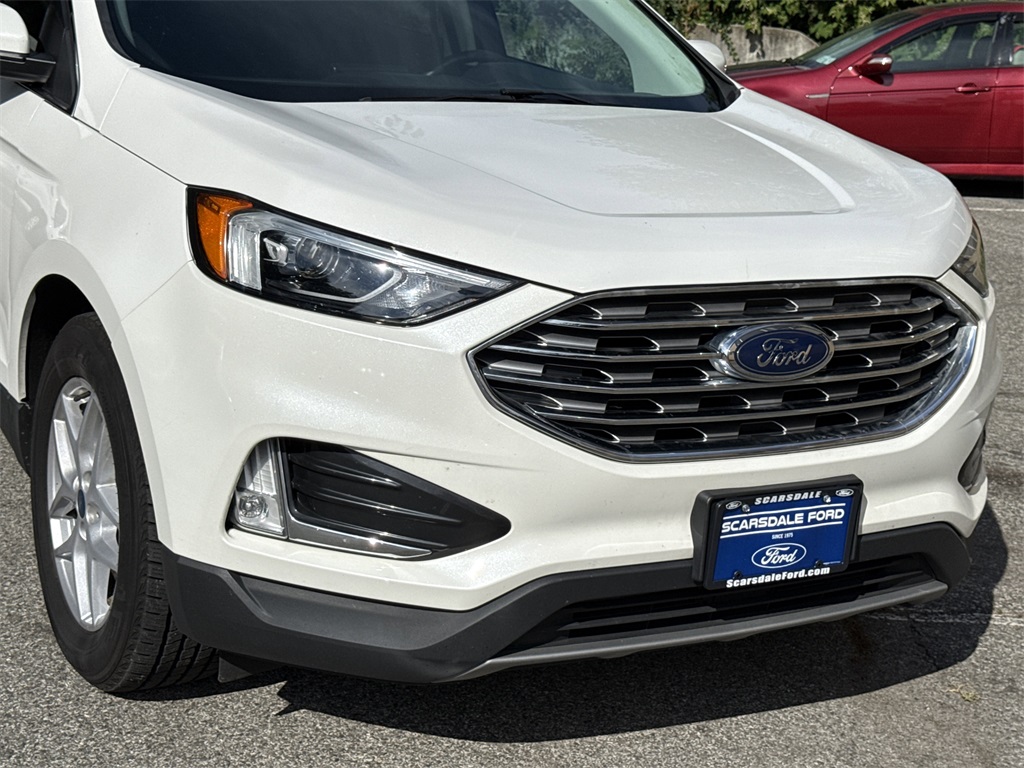 2022 Ford Edge SEL photo 8