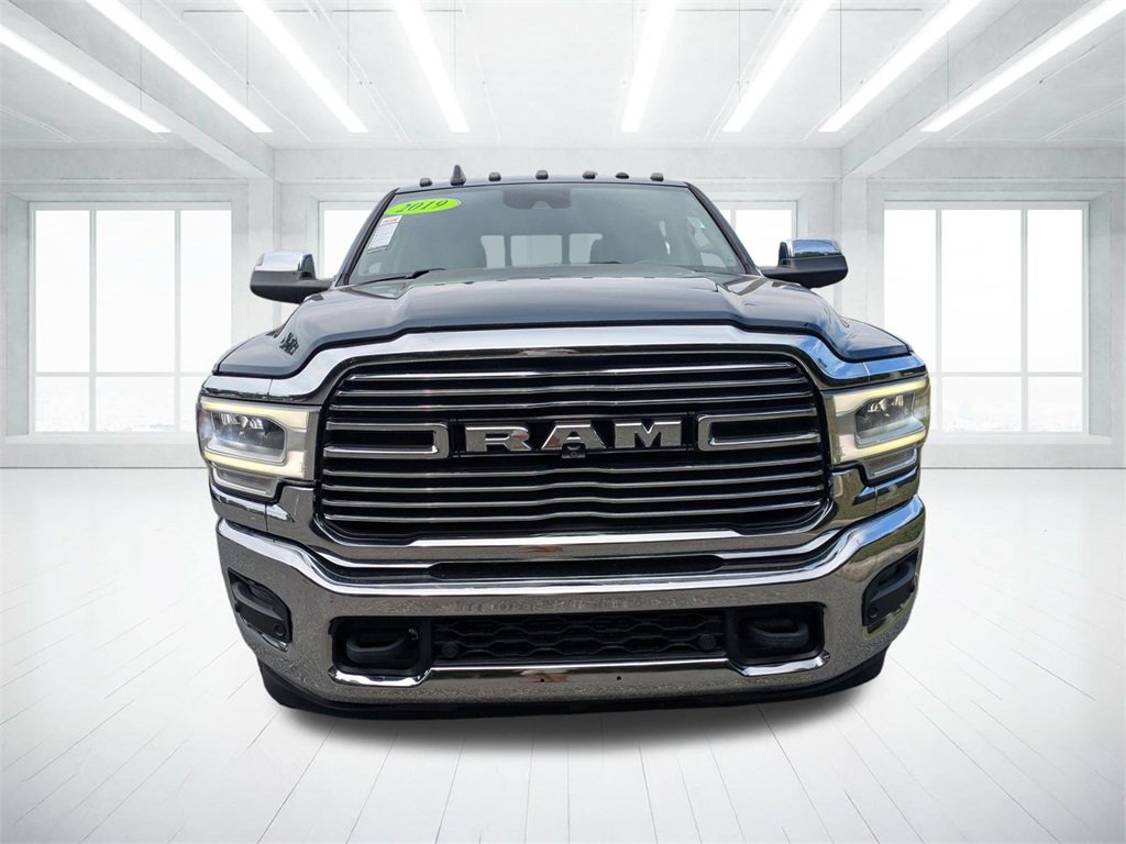 2019 Ram 3500 Laramie photo 8
