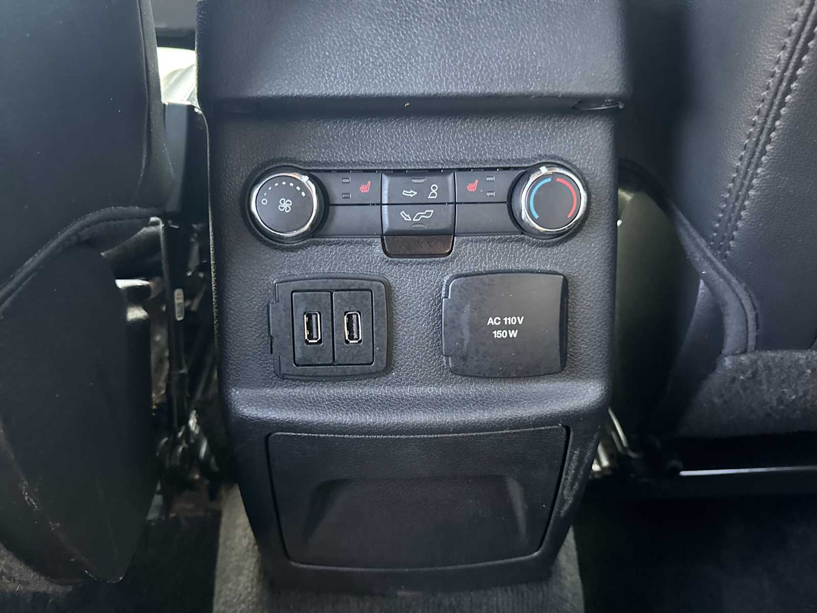 2017 Ford Explorer Limited photo 30