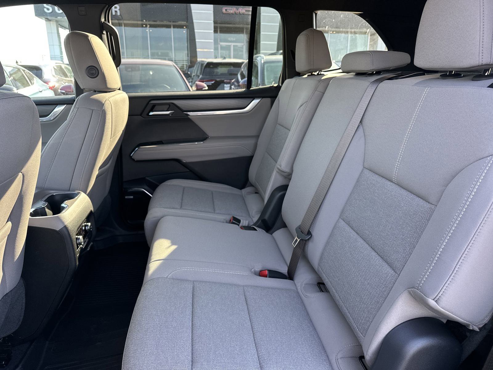2025 Gmc Acadia Elevation photo 5