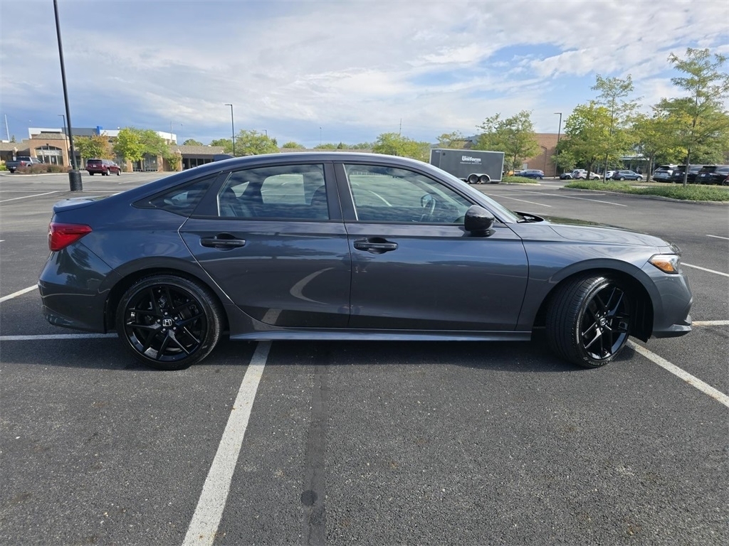 2022 Honda Civic Sport photo 9