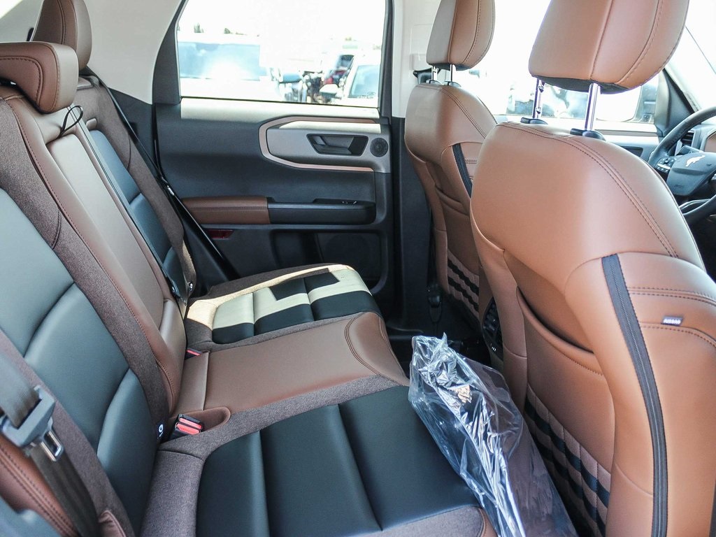 2025 Ford Bronco Sport Outer Banks photo 17