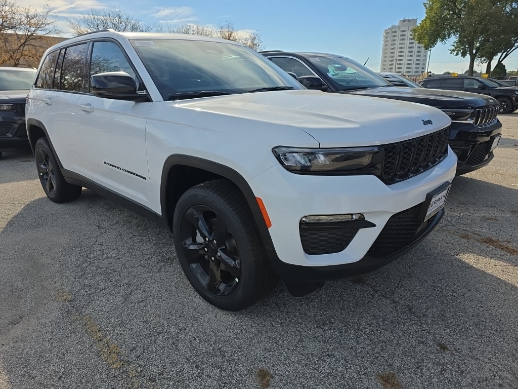 2025 Jeep Grand Cherokee Limited's photo