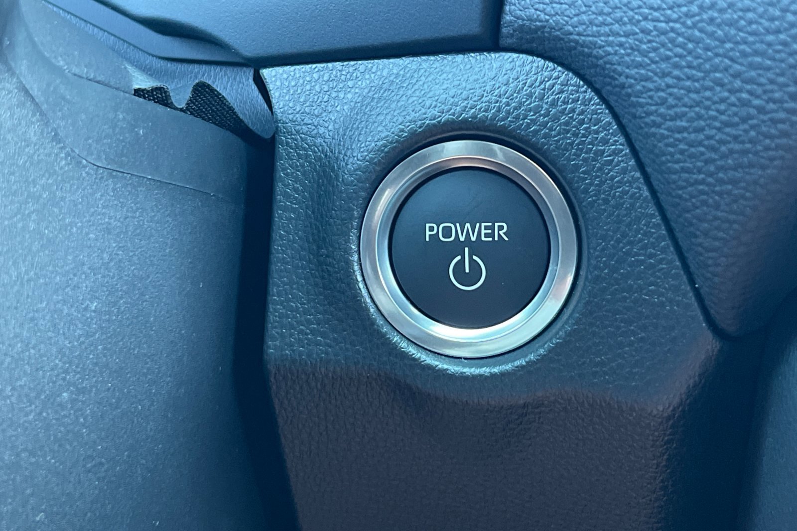 2025 Toyota RAV4 Hybrid XSE photo 15