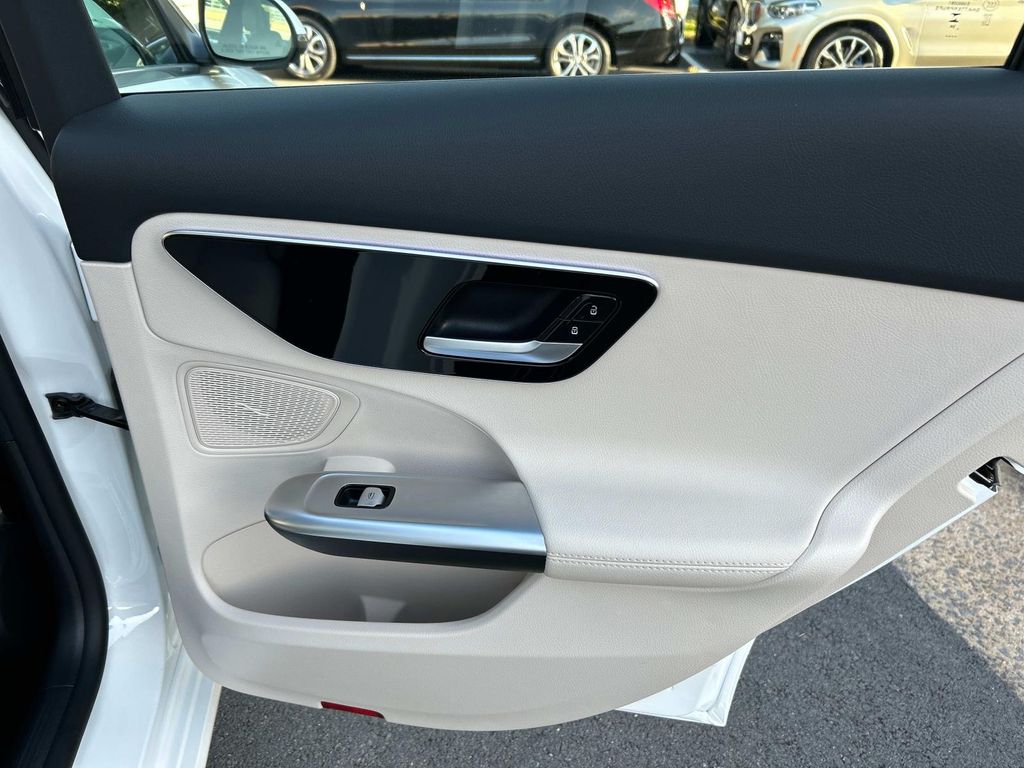 2025 Mercedes Benz C 300 4MATIC photo 22
