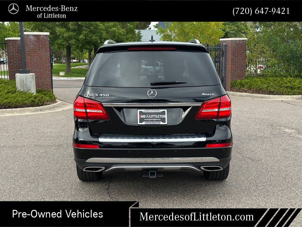 2018 Mercedes Benz GLS 450 4MATIC photo 2