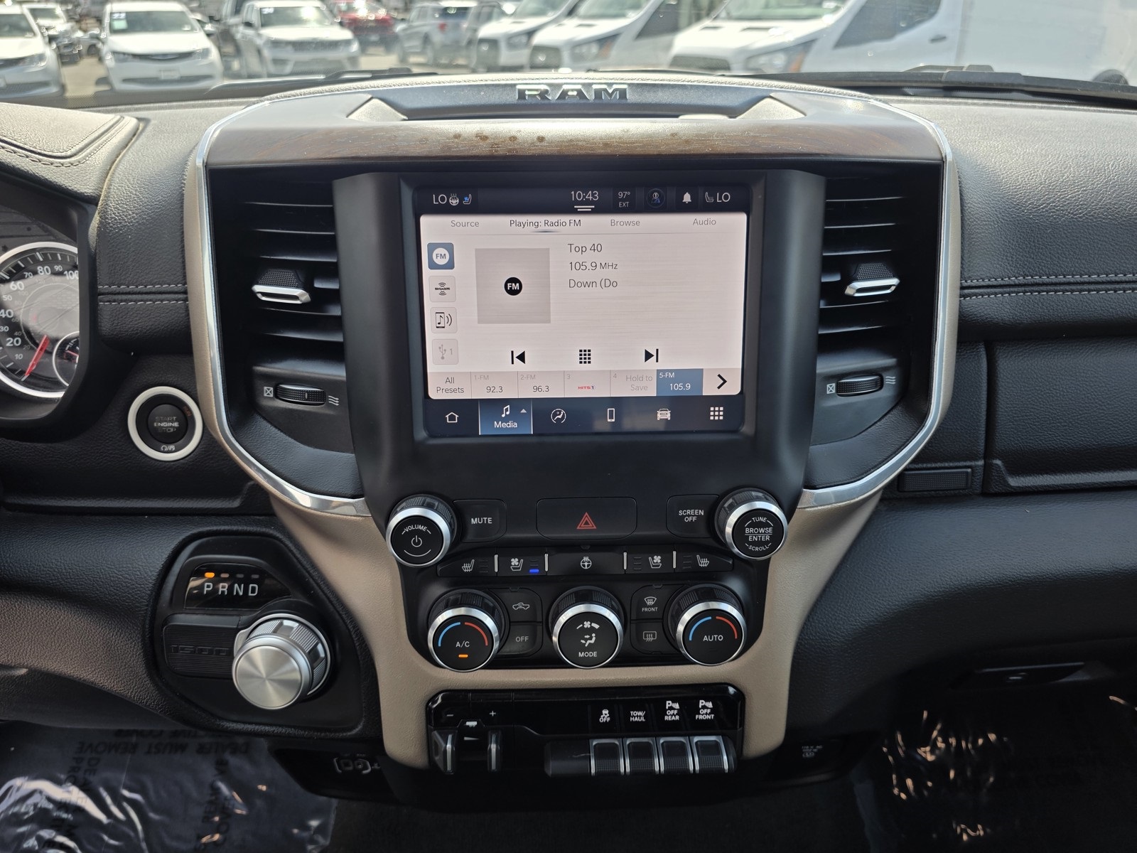 2022 Ram 1500 Laramie photo 24