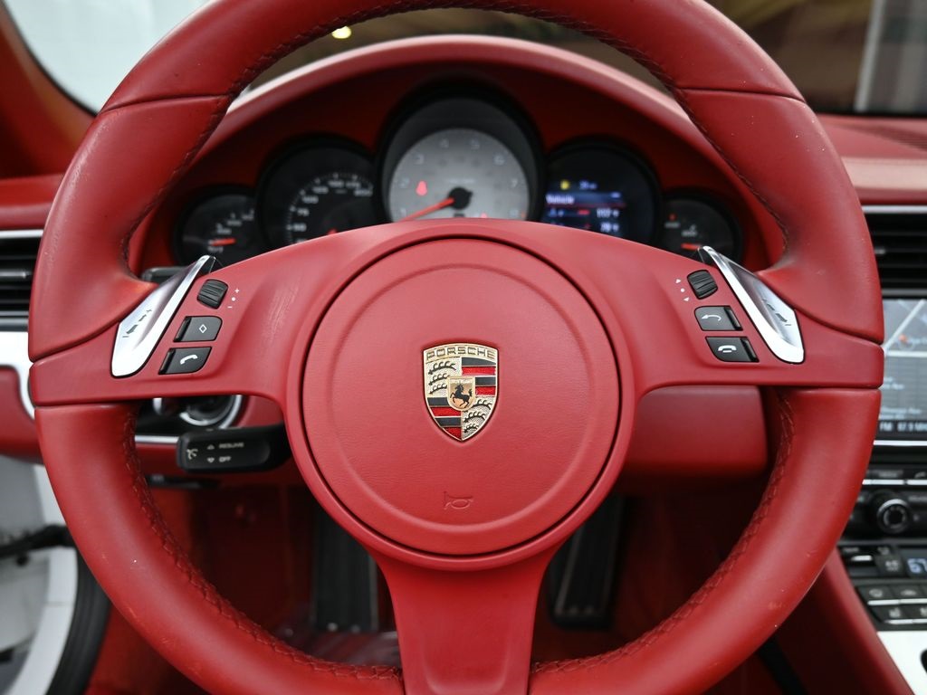 2014 Porsche 911 S photo 24