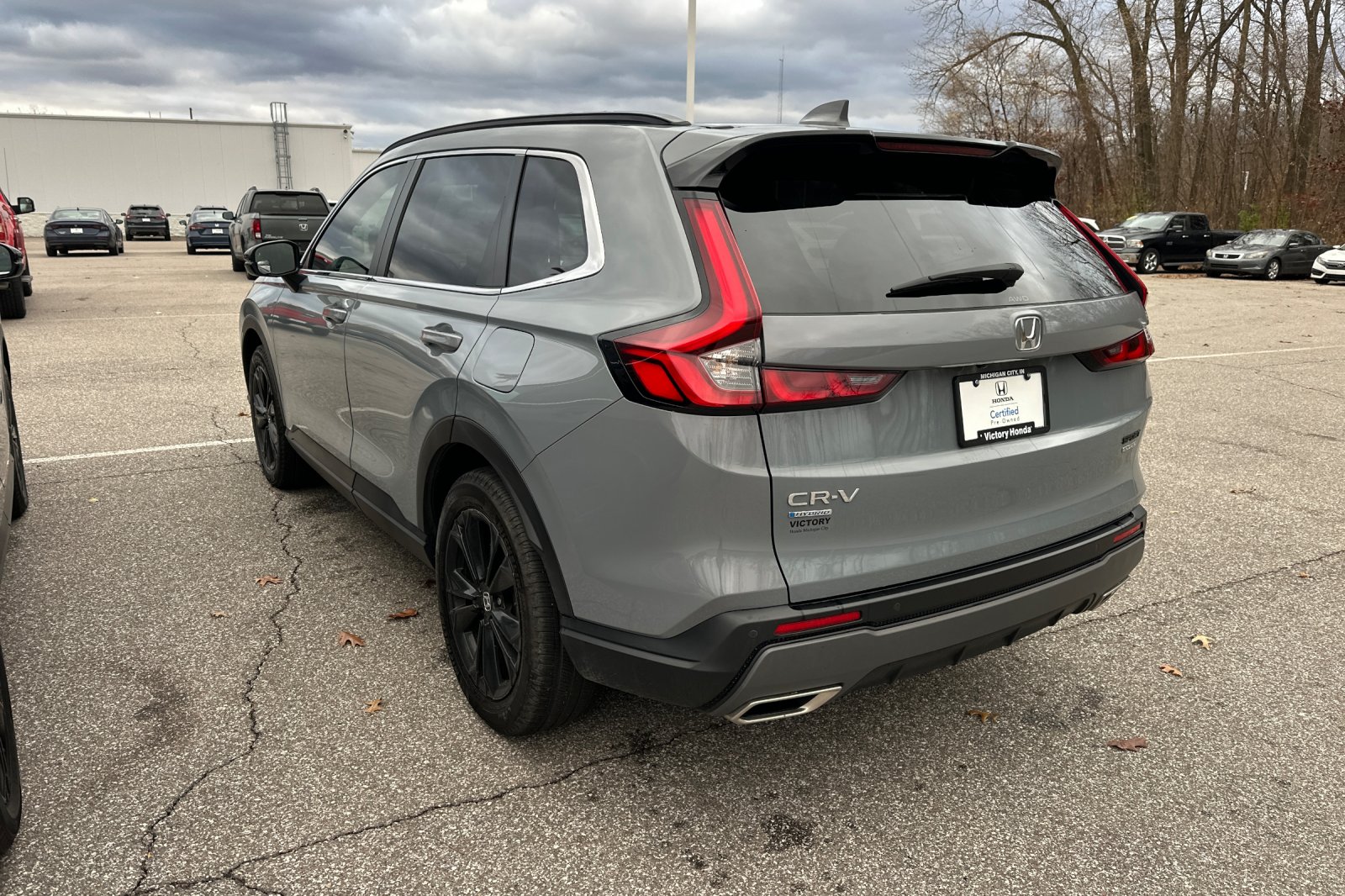 2025 Honda CR-V Hybrid Sport Touring photo 3