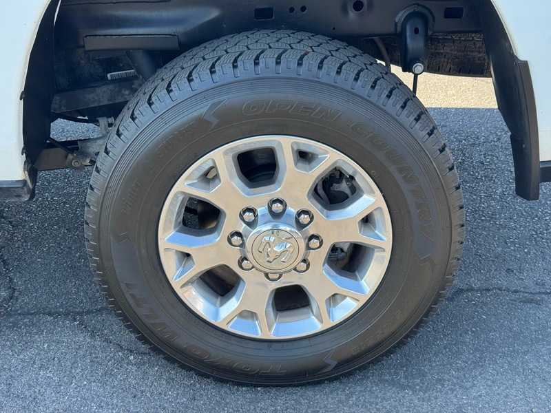 2024 Ram 2500 Laramie photo 9