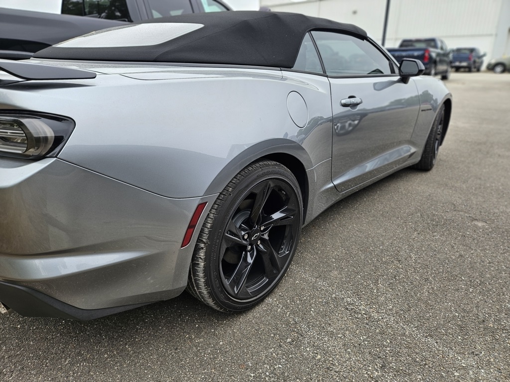 2024 Chevrolet Camaro 1LT photo 3