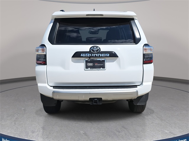 2024 Toyota 4Runner TRD Off-Road photo 6