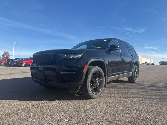 2023 Jeep Grand Cherokee L Limited's photo