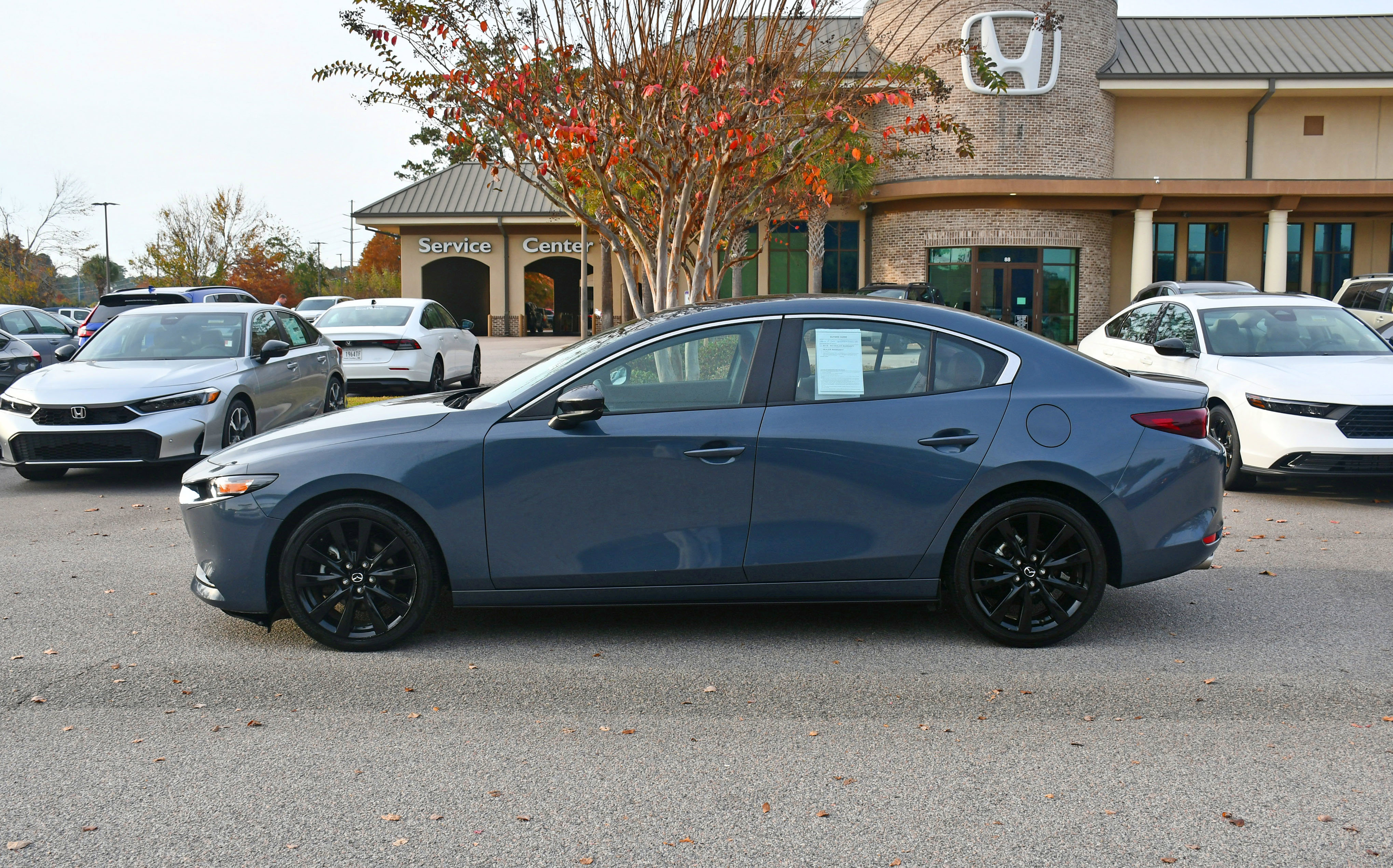2024 Mazda Mazda3 Carbon Edition