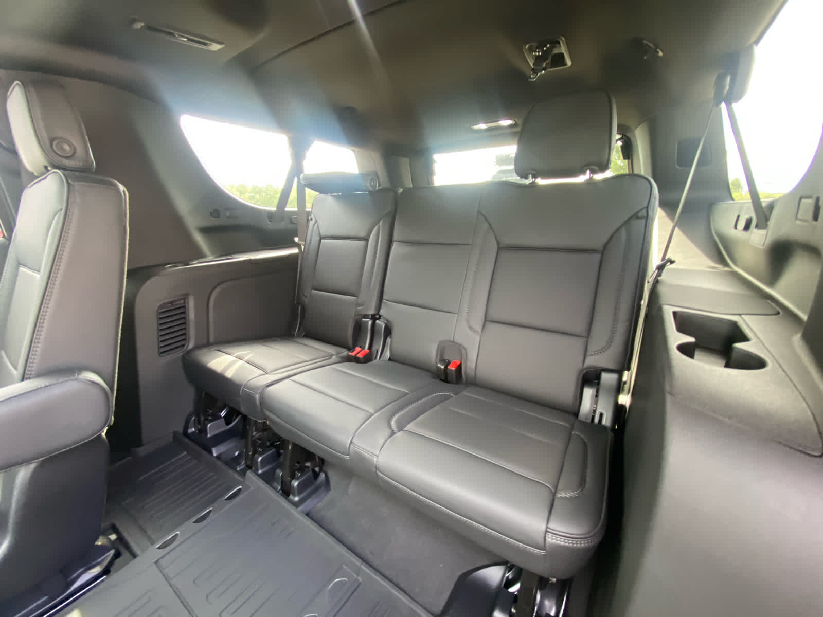 2025 Gmc Yukon XL Denali photo 28