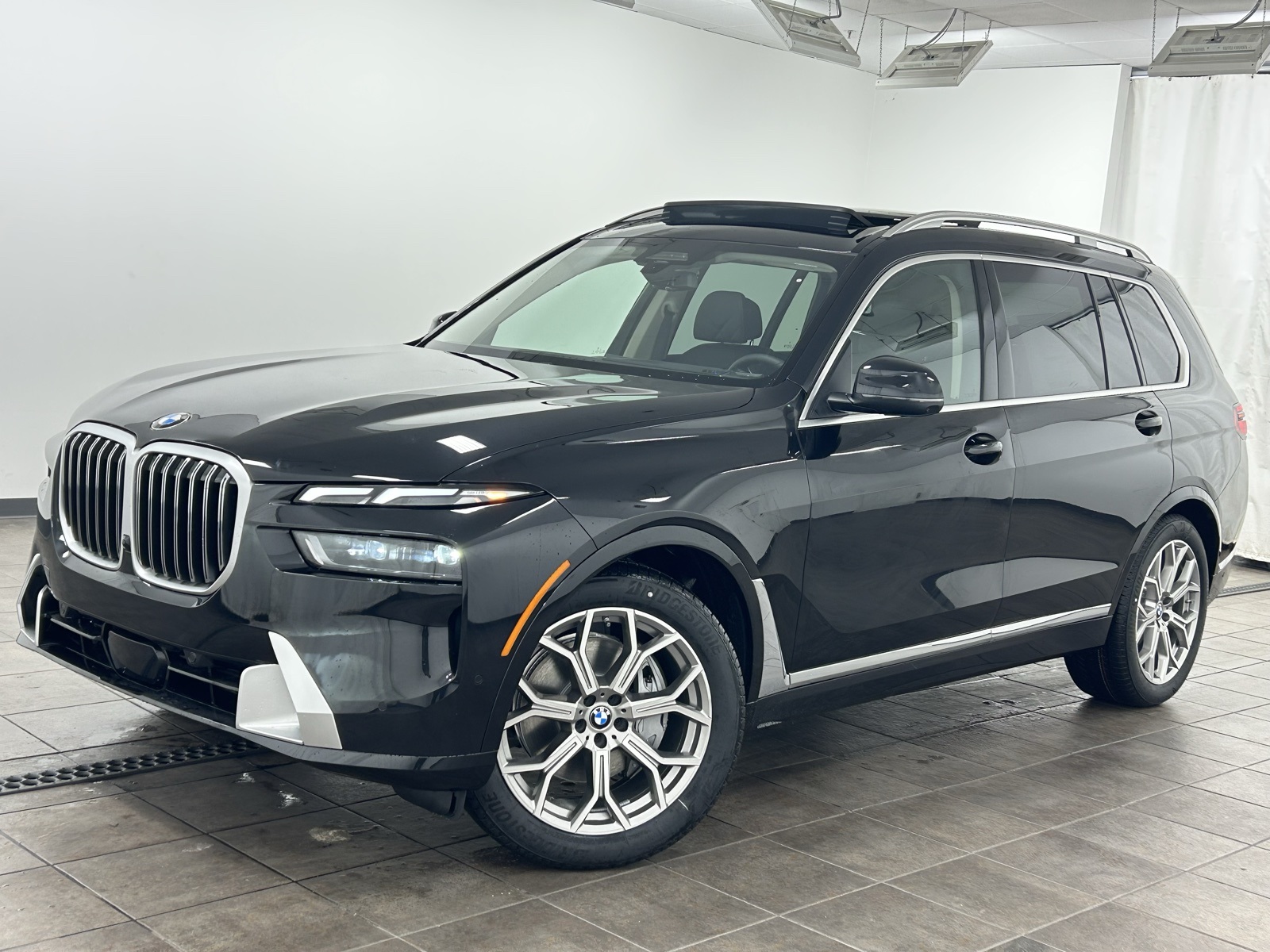 2026 BMW X7 40i's photo