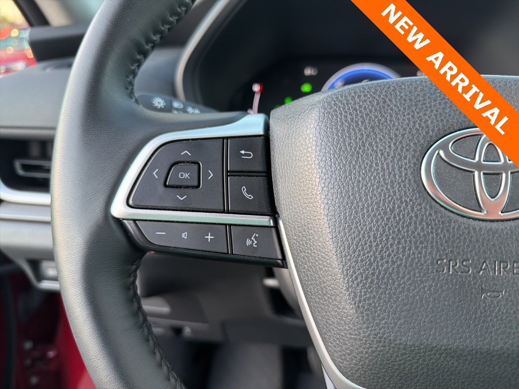 2024 Toyota Highlander Hybrid XLE photo 9
