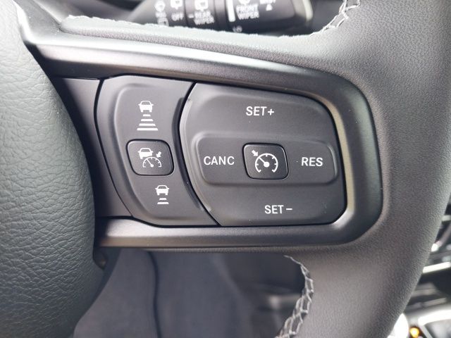 2025 Jeep Wrangler Rubicon X photo 12
