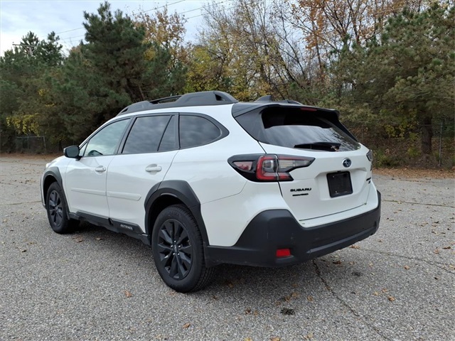 2024 Subaru Outback Onyx Edition XT photo 2