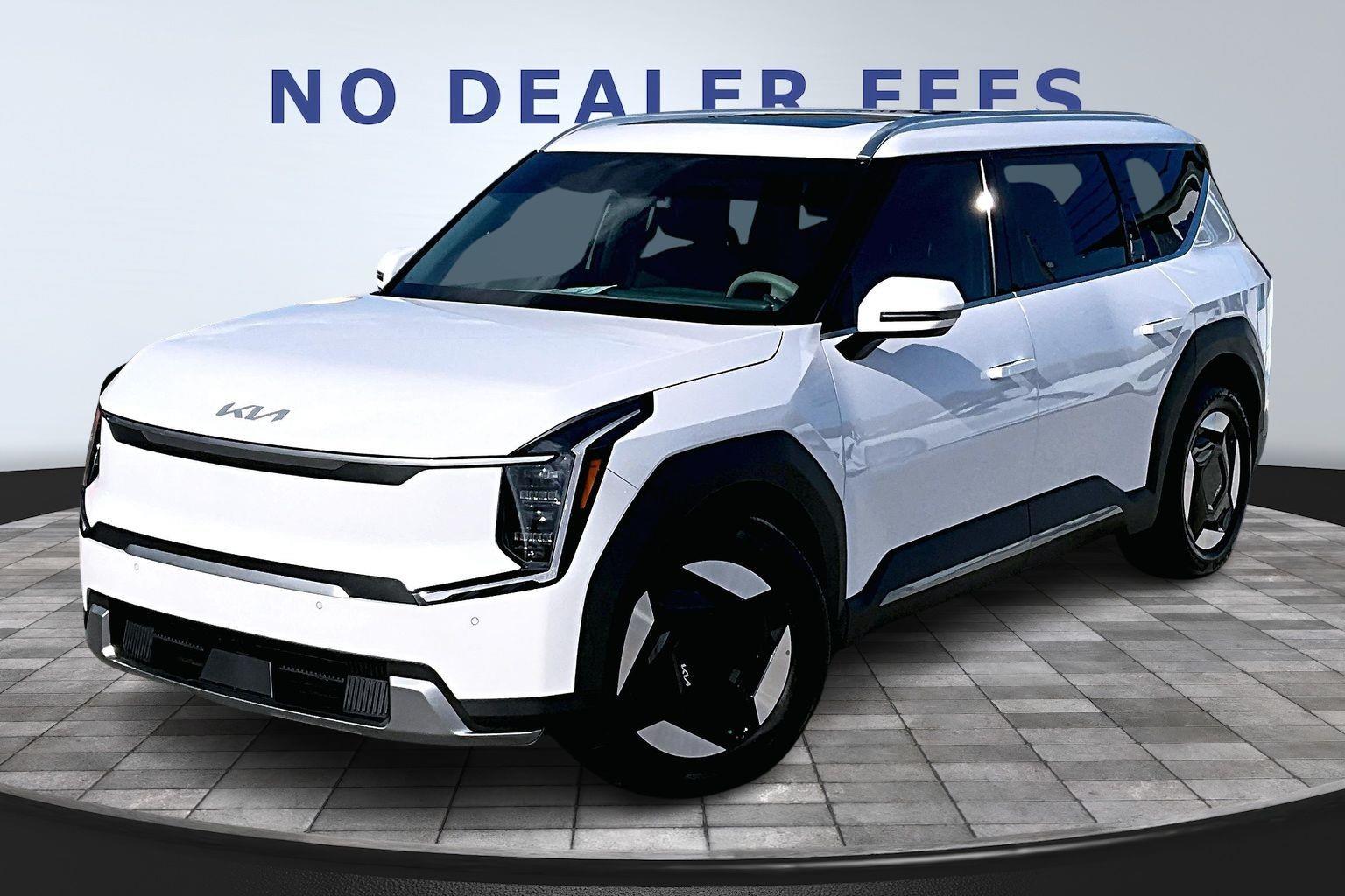 2025 Kia EV9 Wind's photo