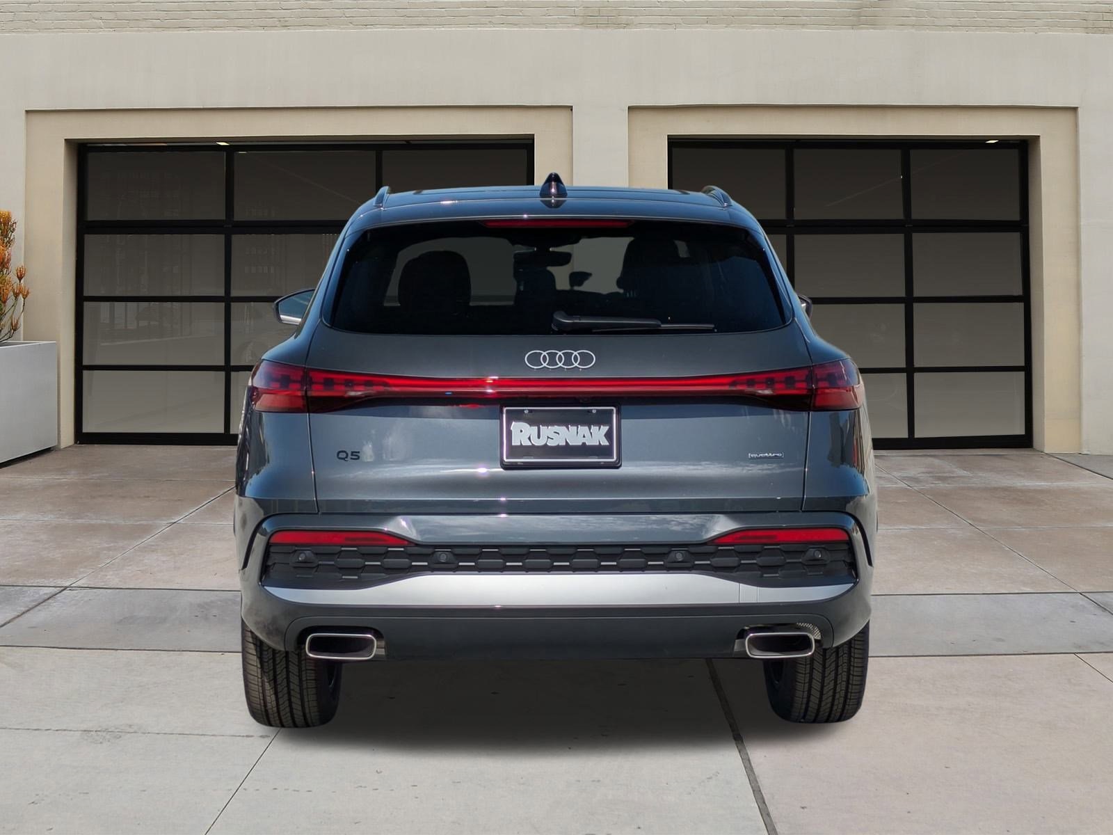 2025 Audi Q5 2.0T Premium photo 2