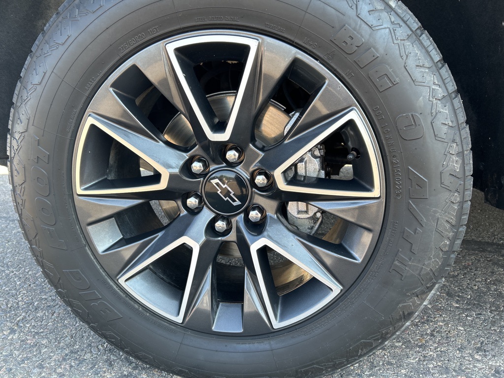 2022 Chevrolet Tahoe Z71 photo 23