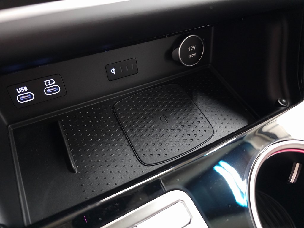 2025 Genesis GV80 2.5T Standard AWD photo 21