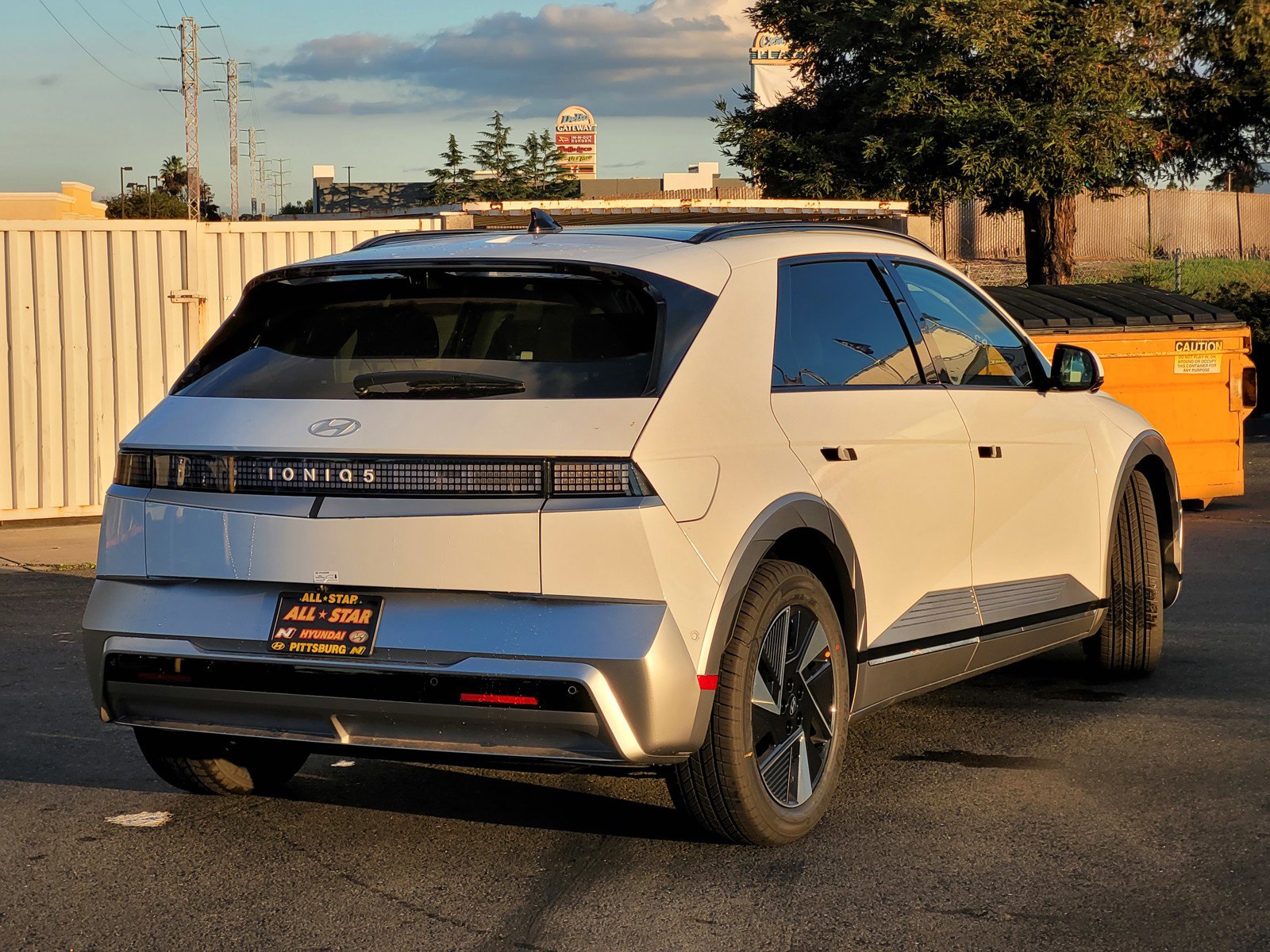 2026 Hyundai Ioniq 5 Limited photo 2