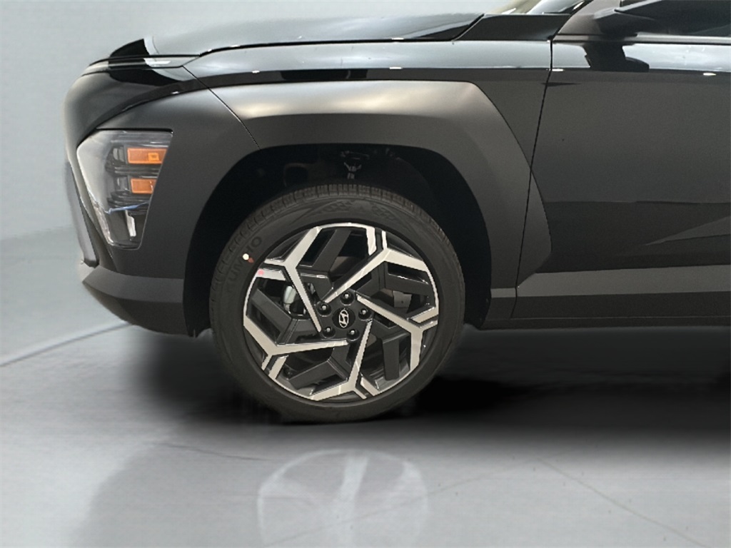 2026 Hyundai Kona SEL photo 3