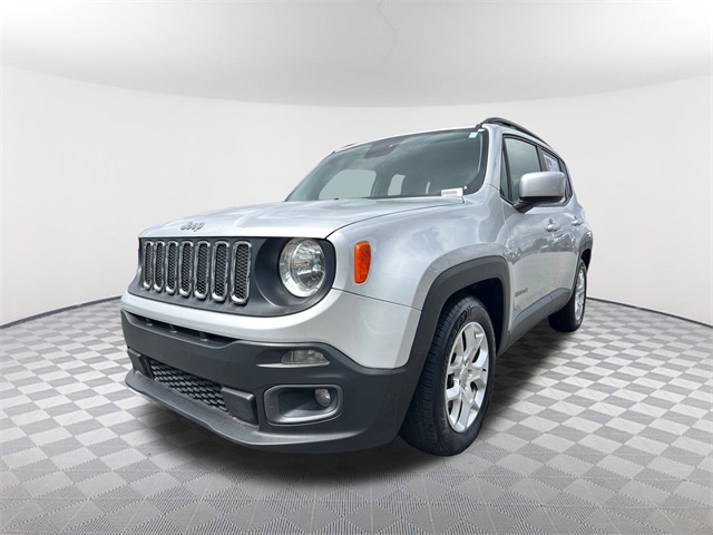 2017 Jeep Renegade Latitude's photo
