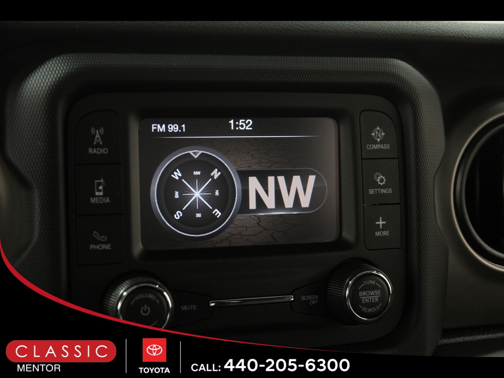 2020 Jeep Gladiator Sport photo 11