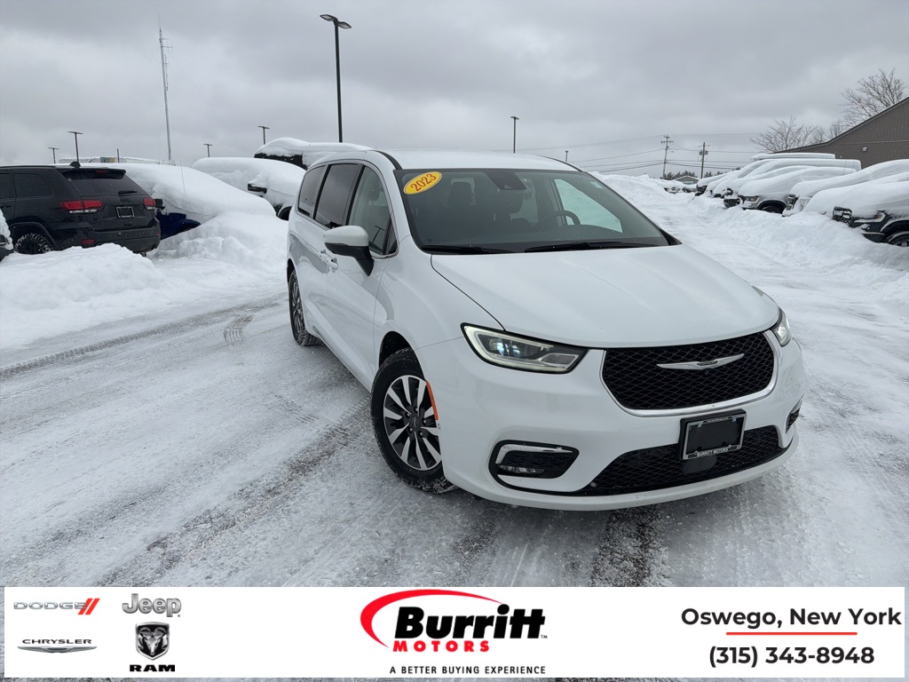 2023 Chrysler Pacifica Hybrid Touring L