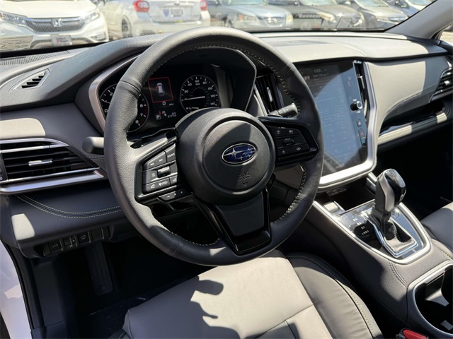 2025 Subaru Outback Onyx Edition XT photo 2