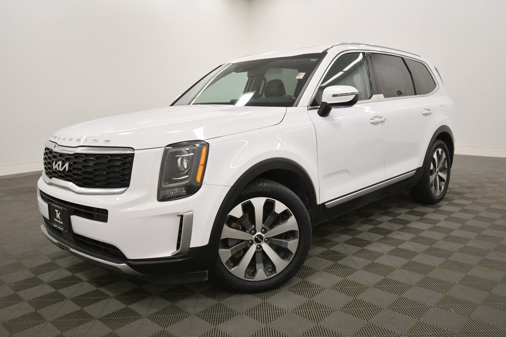 Certified 2022 Kia Telluride S with VIN 5XYP6DHC4NG206457 for sale in Rochester, Minnesota