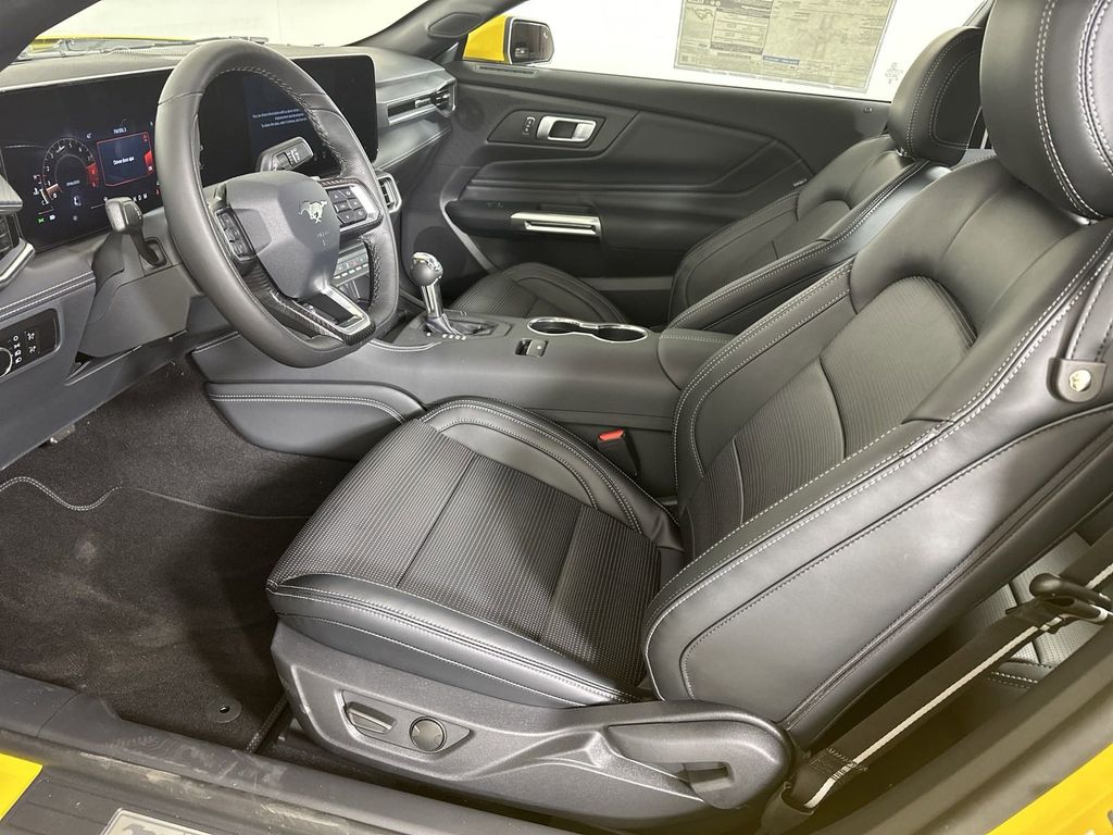 2024 Ford Mustang GT Premium photo 8