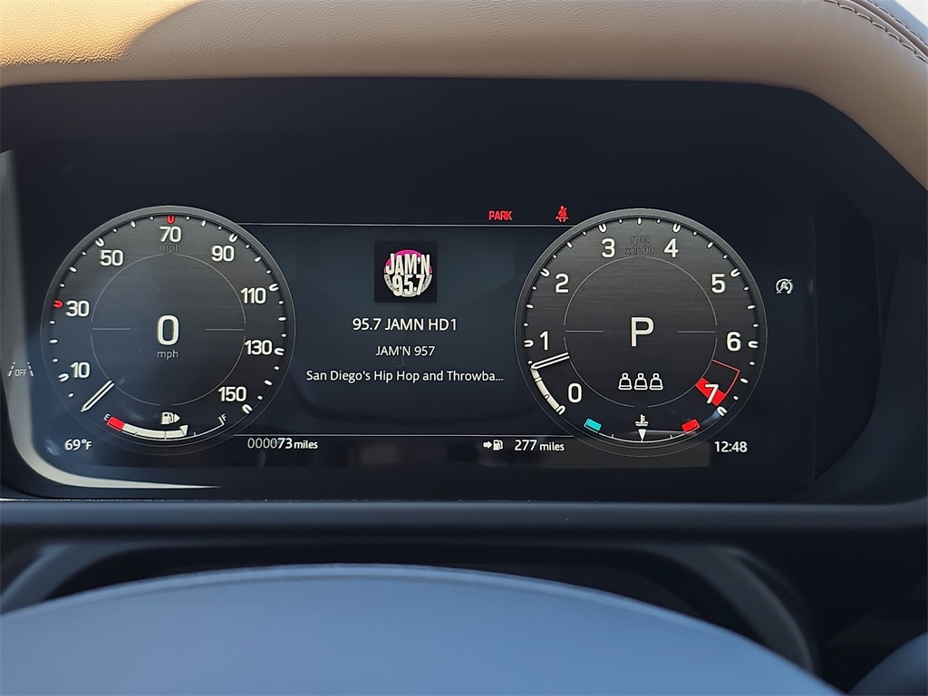 2025 Land Rover Defender 110 S photo 18