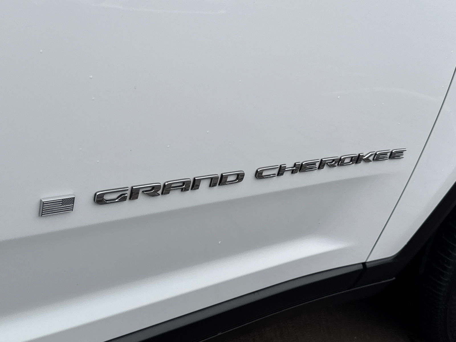 2021 Jeep Grand Cherokee Limited photo 2
