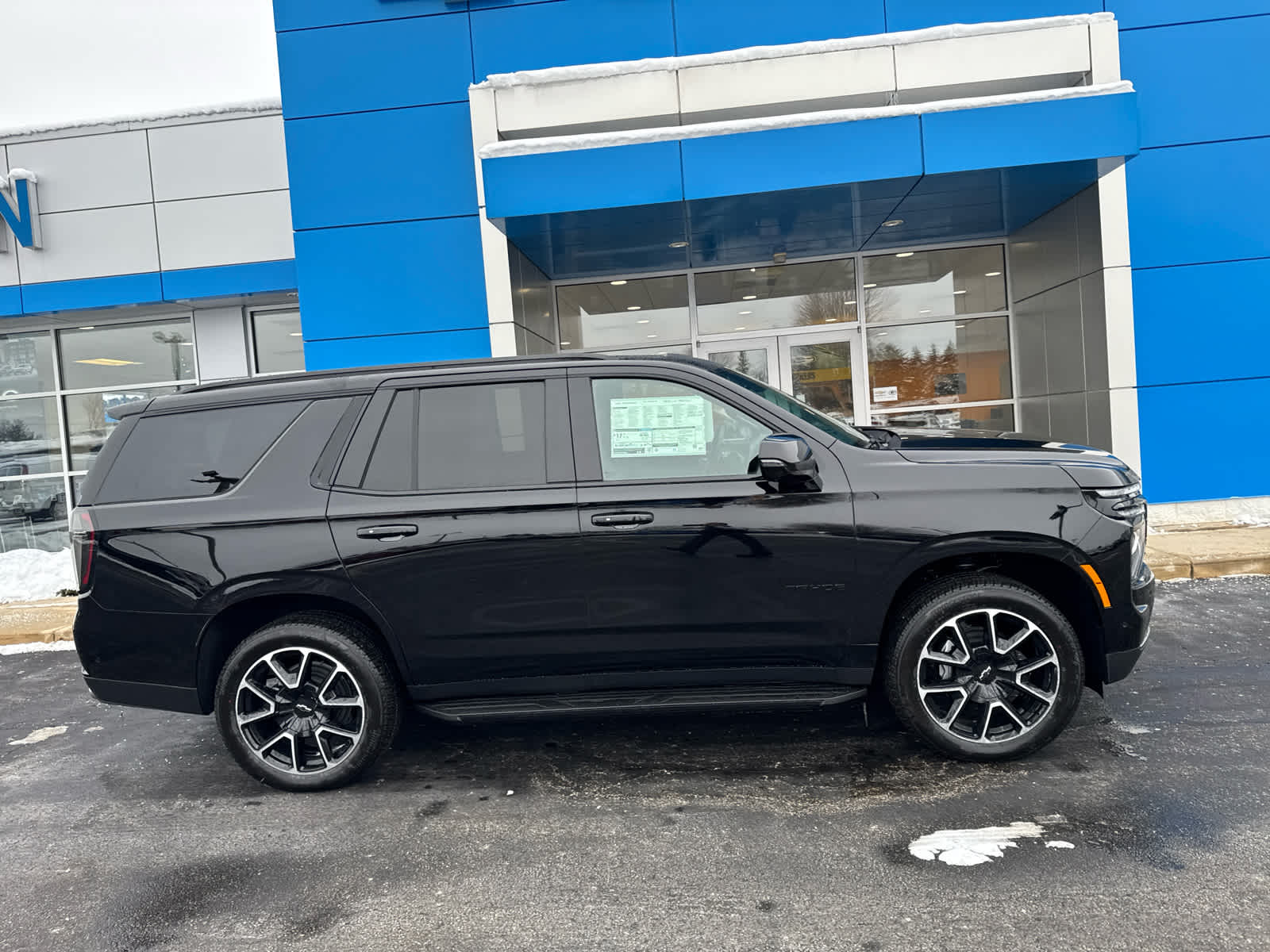 2026 Chevrolet Tahoe RST photo 2