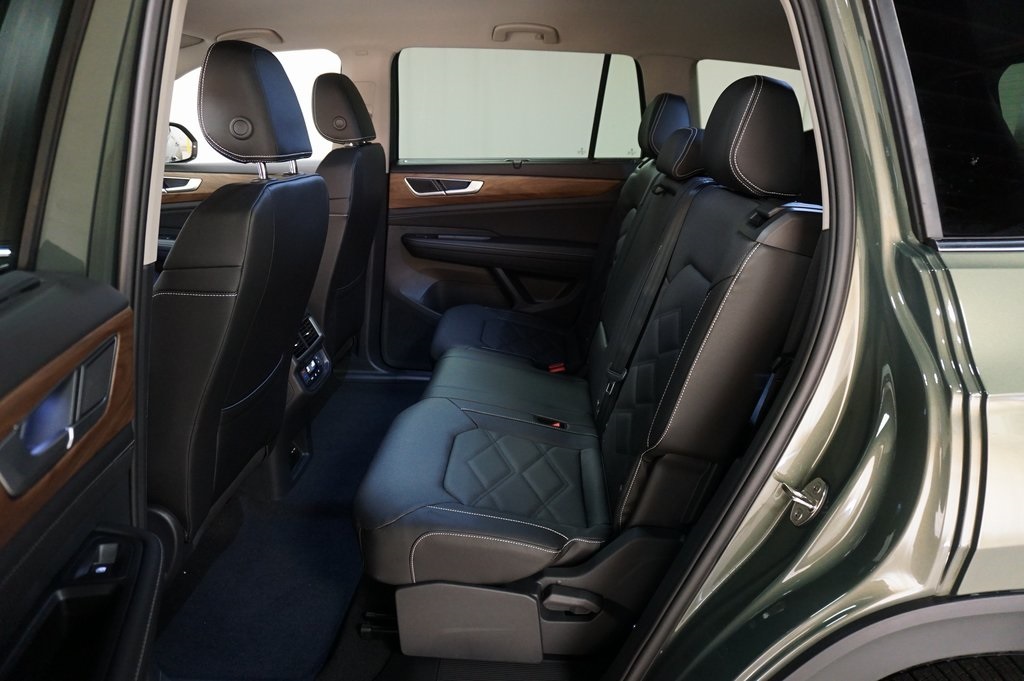 2026 Volkswagen Atlas SE Technology photo 10