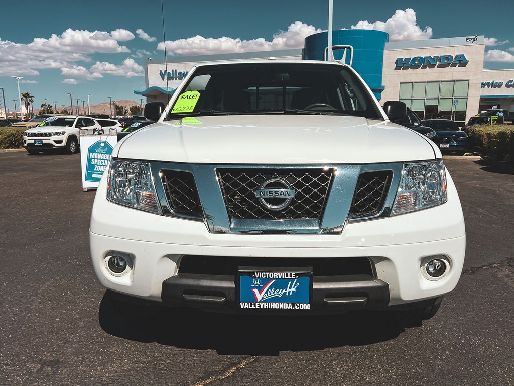 2017 Nissan Frontier SV photo 14